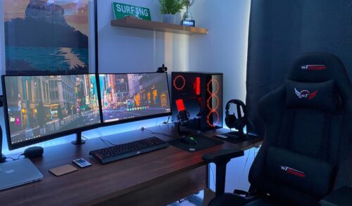 Quels sont les accessoires supplémentaires recommandés pour un écran PC  gamer ? - Grosbill Blog