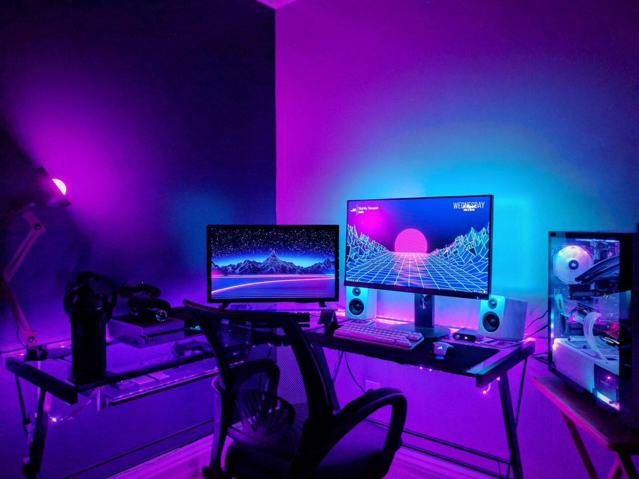 https://www.grosbill.com/blog/wp-content/uploads/2023/12/Gaming_Setup_1.jpg