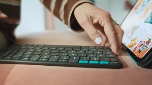 Accessoire tablette Logitech Grosbill