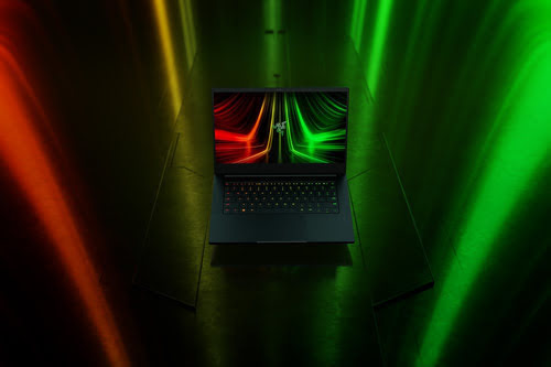 Razer RZ09-0427NFA3-R3F1 - PC portable Razer - grosbill.com - 2