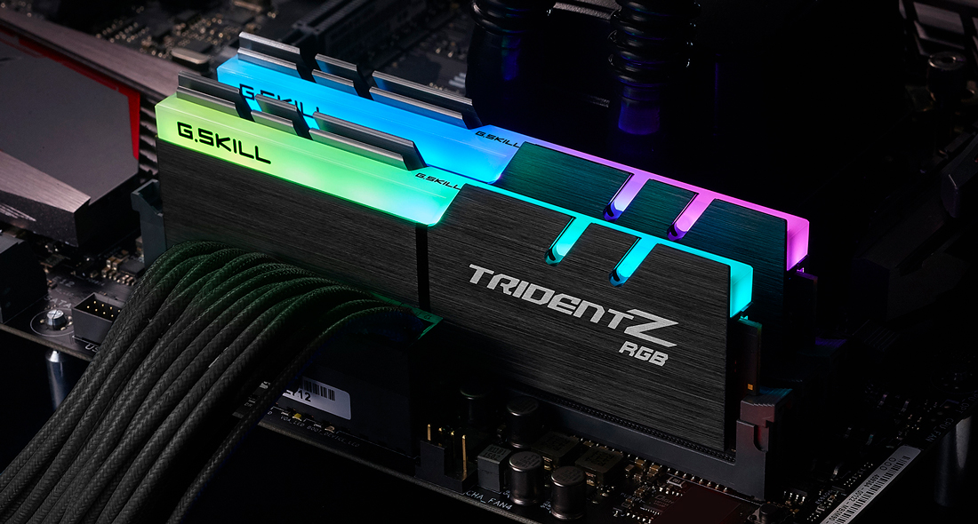 G.Skill Trident Z RGB 32Go (2x16Go) DDR4 4266MHz - Mémoire PC G.Skill sur grosbill.com - 2