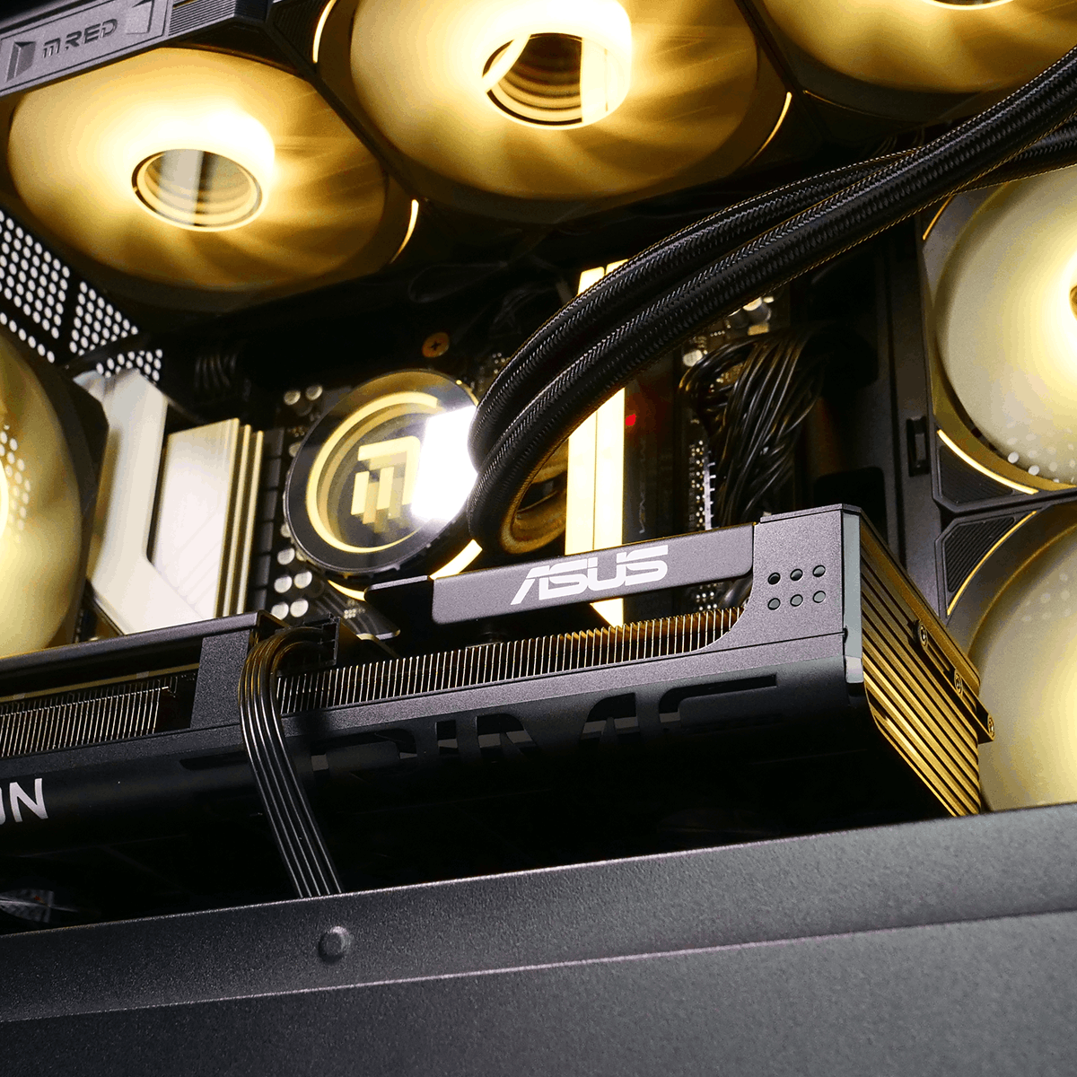 Grosbill LUCE - R5-8400F/9060XT-16Go/16Go/1To (PCG-10603112) - Achat / Vente PC Fixe sur grosbill.com - 3