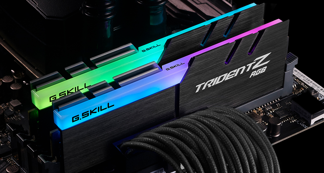 G.Skill Trident Z RGB 32Go (2x16Go) DDR4 4266MHz - Mémoire PC G.Skill sur grosbill.com - 4