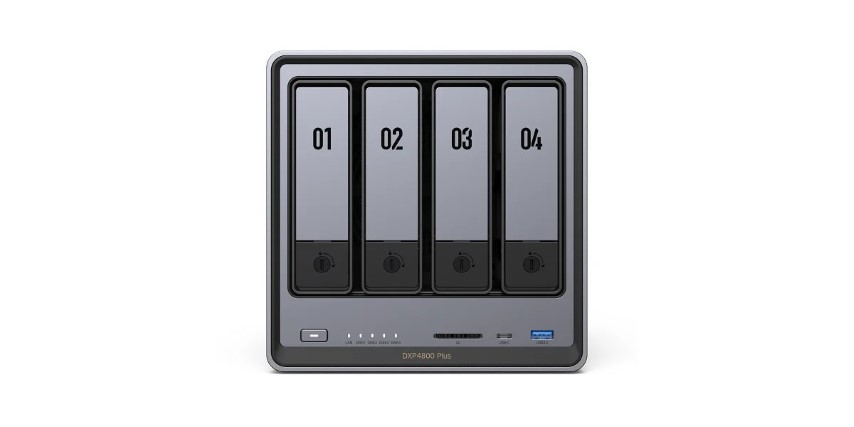 UGREEN DXP4800 Plus - 4 Baies avec 4 disques de 4To Red + - Serveur NAS - 5