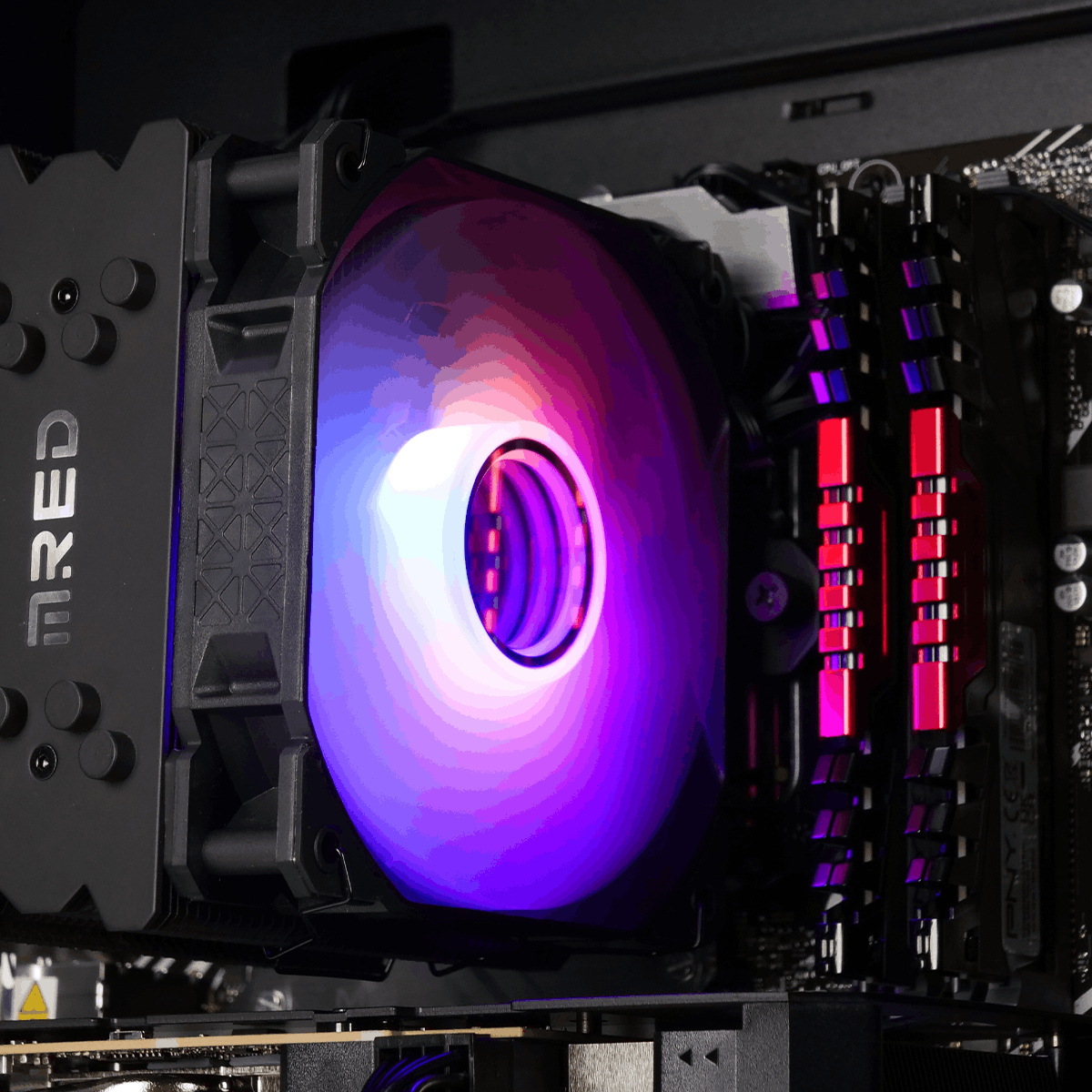 Grosbill ESSENTIAL Gaming - I5-14400F/5060Ti-16Go/32Go/1To - CYB-GB (PCG-10602999) - Achat / Vente PC Fixe sur grosbill.com - 2