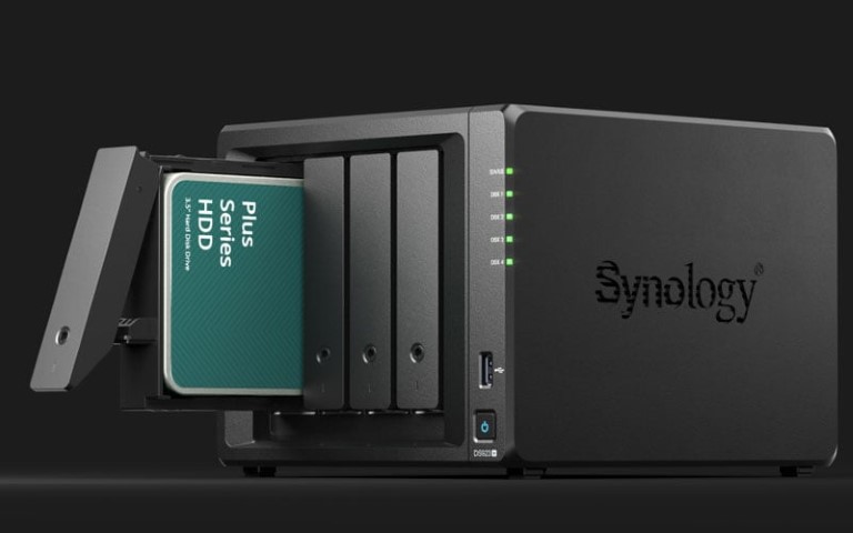 Synology DS1825+ - 8 baies avec 8 disques de 6To HAT3300-6T - Serveur NAS - 7