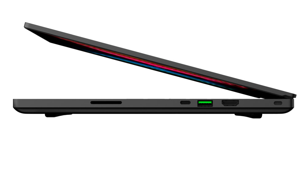 Razer RZ09-0421EFD3-R3F1 + RC81-03640101-0000 - PC portable Razer - 3