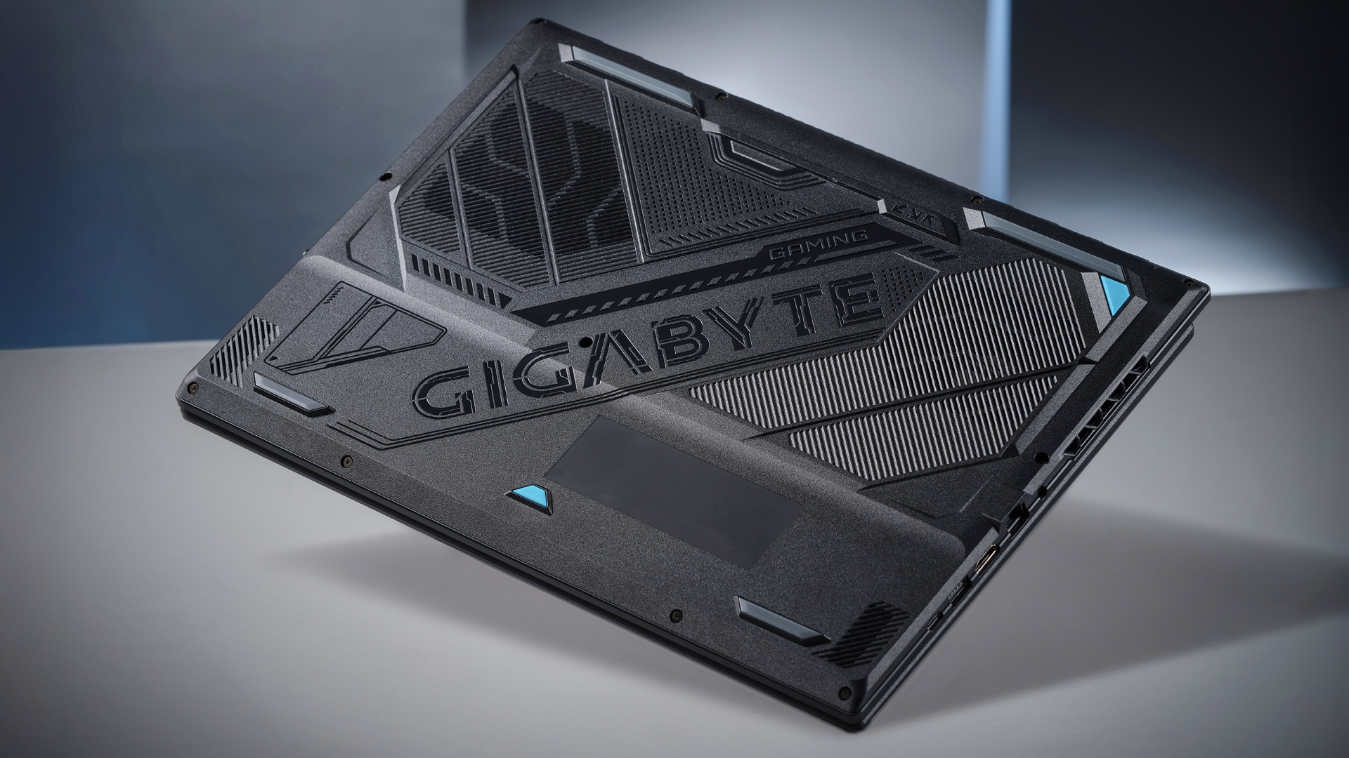 Gigabyte GAMING A16 PRO DYHG5FRCC4SH - PC portable Gigabyte - 7