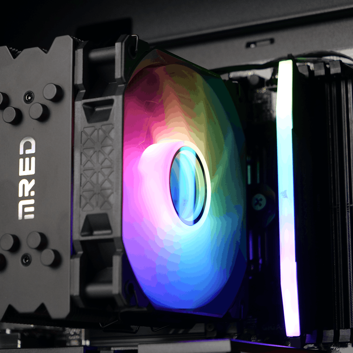 Grosbill STRIKE - i5-14400F/5060/16Go/1To - CYB-GB (PCG-10602970) - Achat / Vente PC Fixe sur grosbill.com - 2