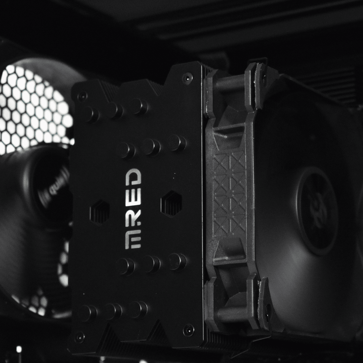 Grosbill ECLIPSE - R7-7700X/5070Ti/32Go/1To (0225-GB) (PCG-10602466) - Achat / Vente PC Fixe sur grosbill.com - 2