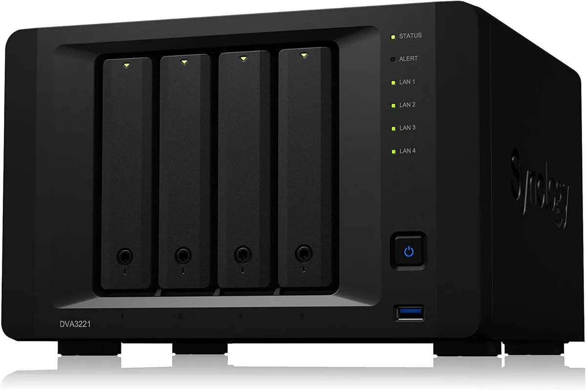 Synology DVA3221 32 canaux — vue 1