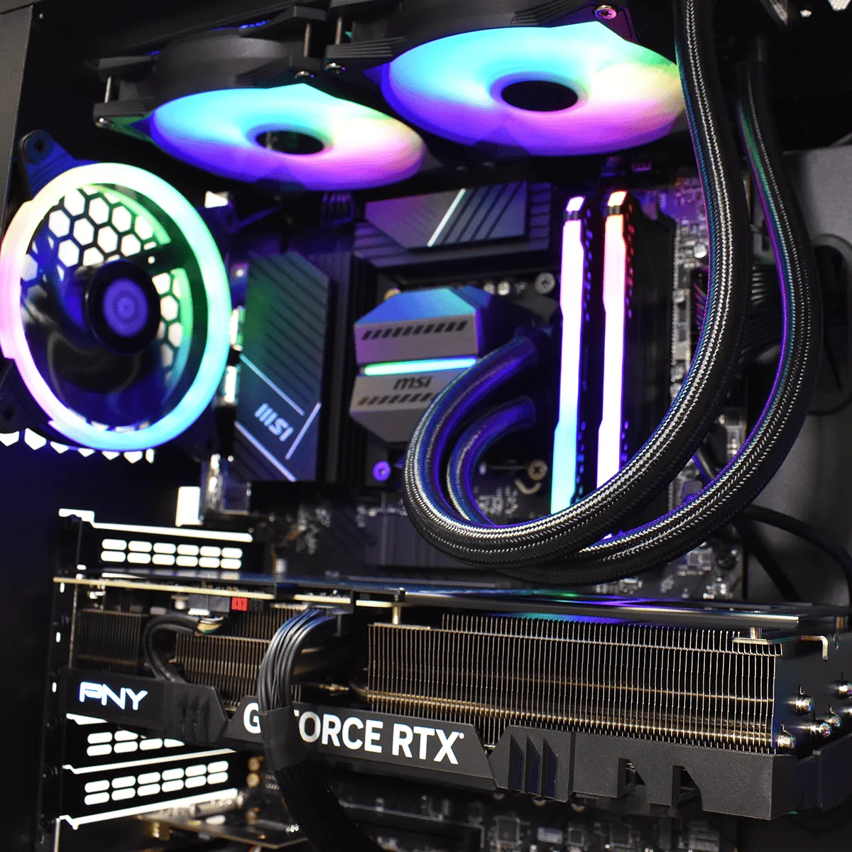 HEAVYBLACK - i5 13600KF/32Go/1To/4070Ti (0923) — vue 3