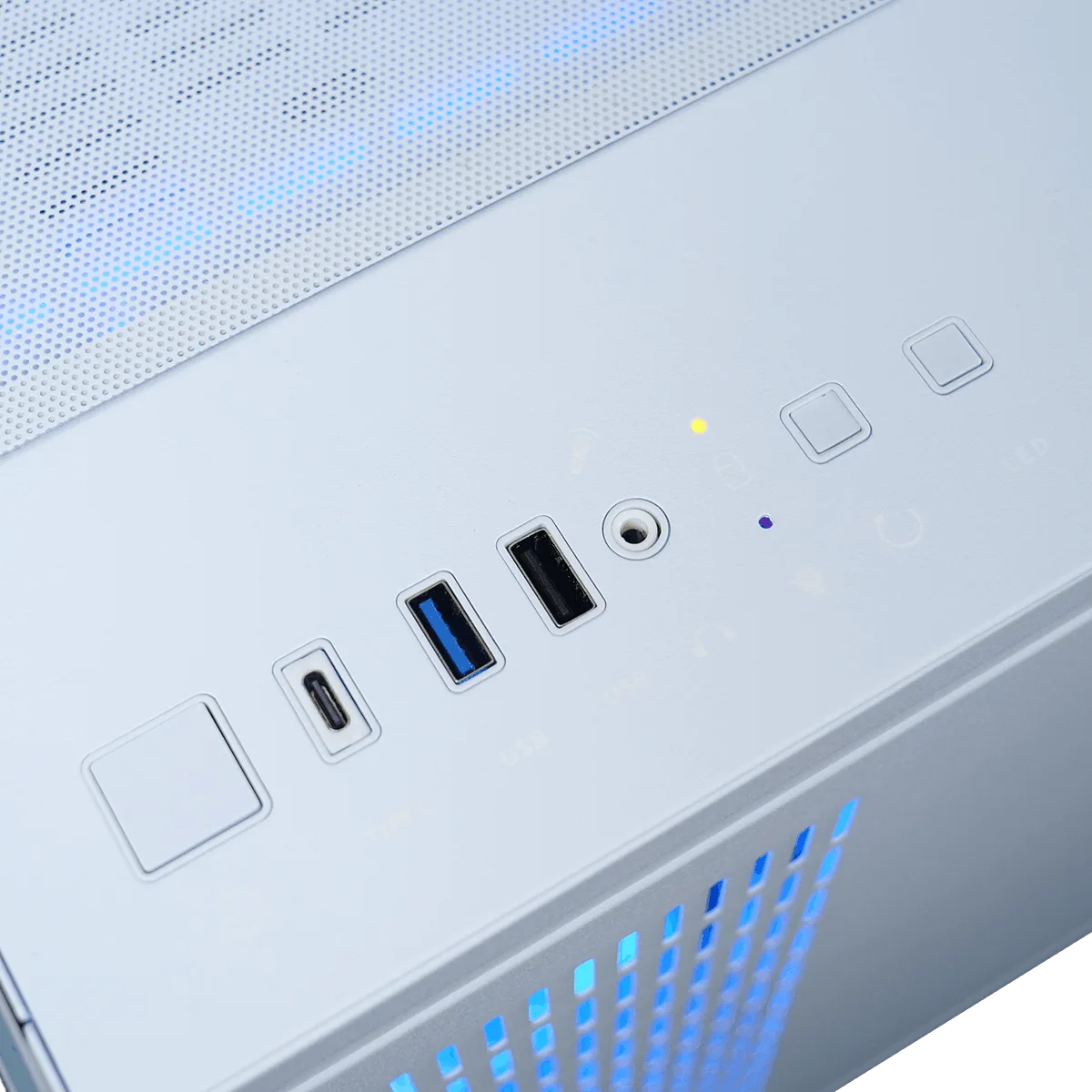 Icefall - R7-7800X3D/5070/32Go/1To, vue 5