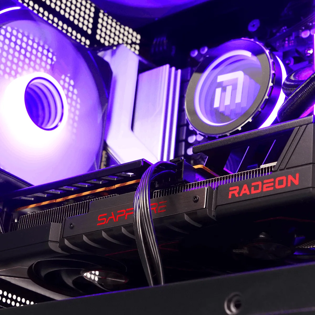 INFINITE - R7-8700F/RX9060XT-8Go/32Go/1To — vue 3