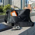 LaCie 4To 2.5" USB-C - Rugged STFR4000800 — miniature 3